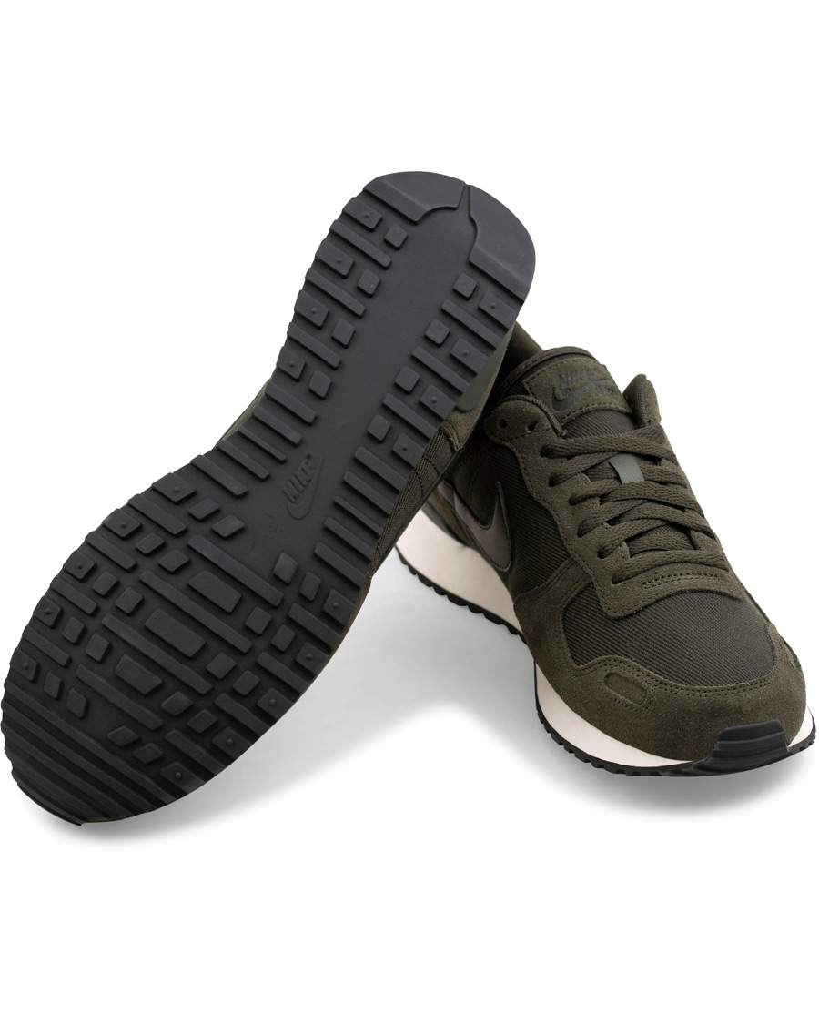 Homme | Nike Air Vortex Running Sneaker Green | Nike | Air Vortex Running Sneaker Green