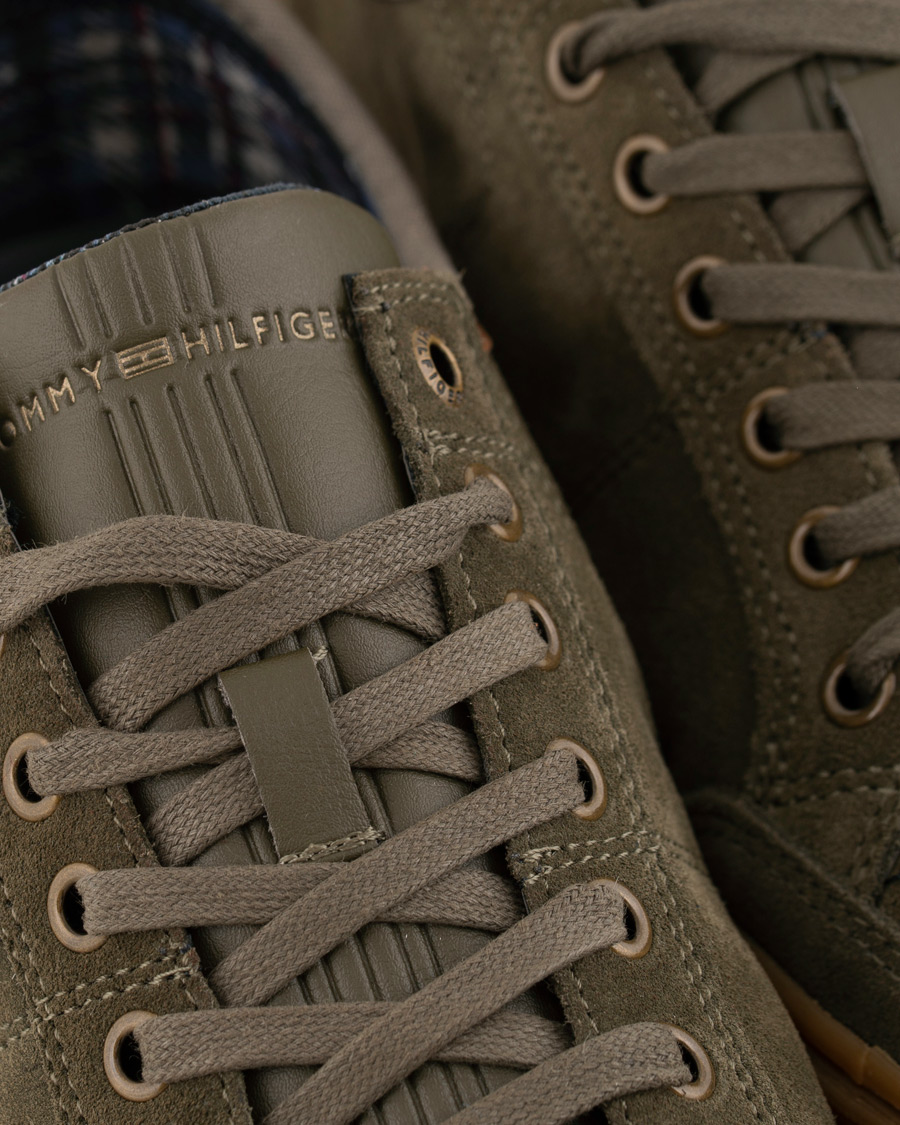 Homme | Tommy Hilfiger Harrington Sneaker Olive Suede | Tommy Hilfiger | Harrington Sneaker Olive Suede