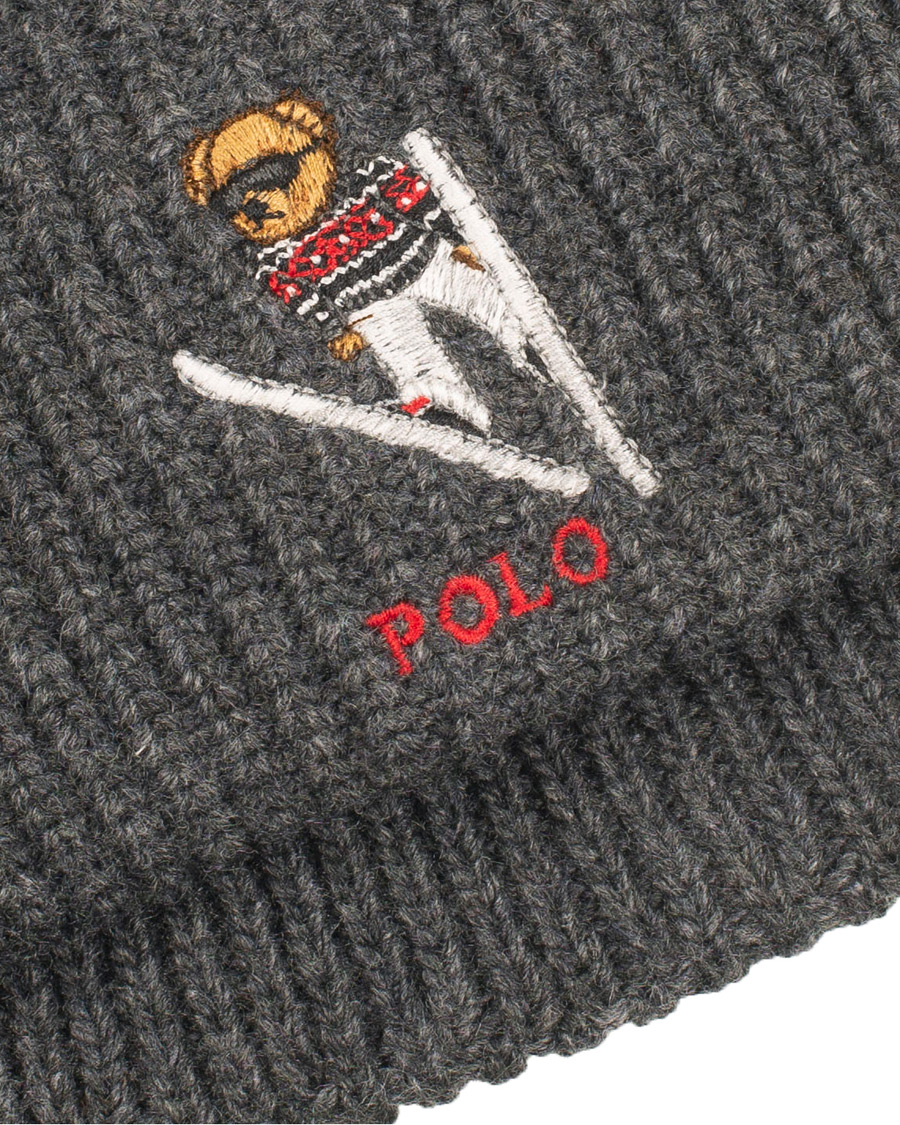Homme | Polo Ralph Lauren Ski Jumping Bear Beanie Charcoal | Polo Ralph Lauren | Ski Jumping Bear Beanie Charcoal