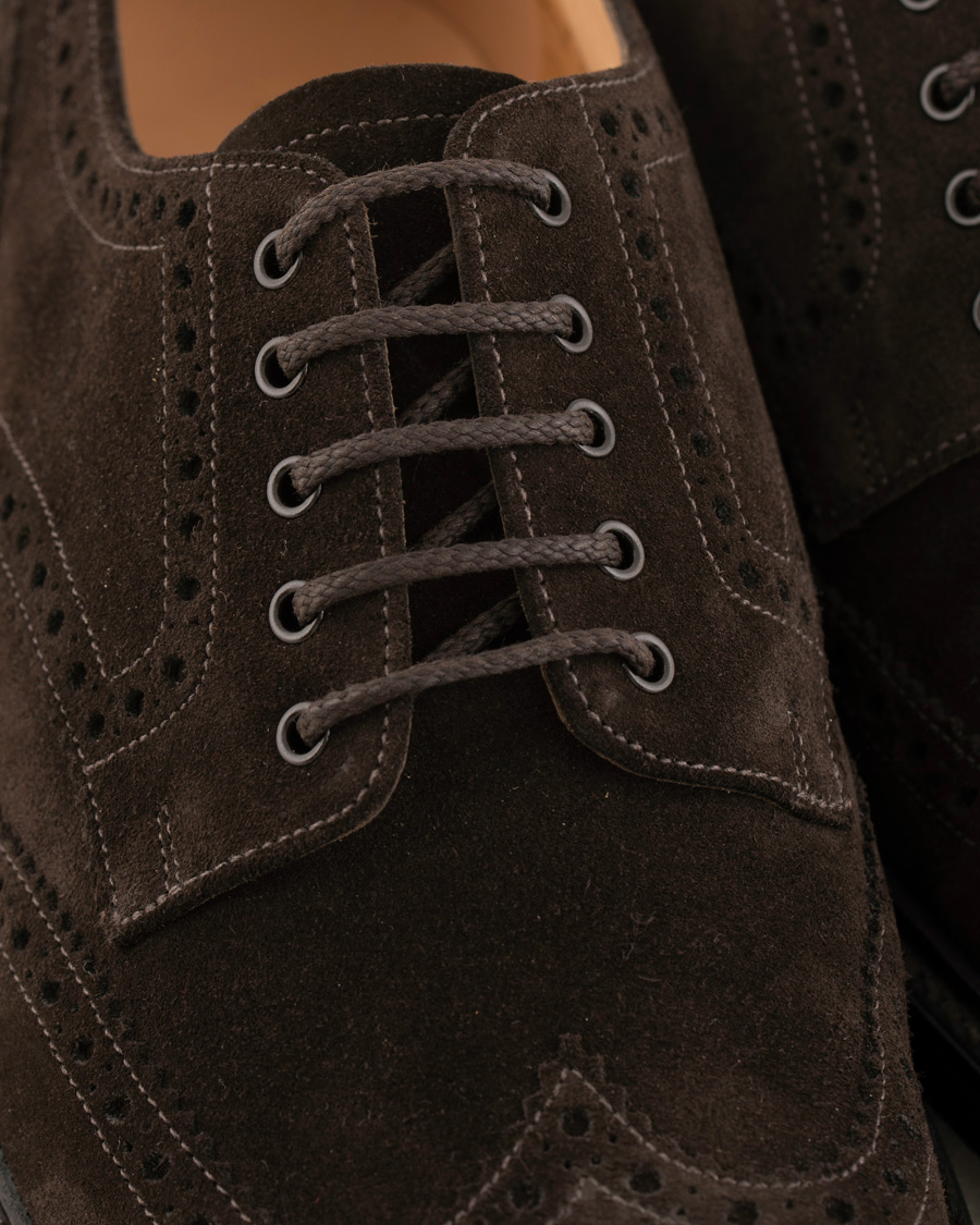 Heren | Loake 1880 Chester MTO Dainite Brogue Dark Brown Suede | Loake 1880 | Chester MTO Dainite Brogue Dark Brown Suede