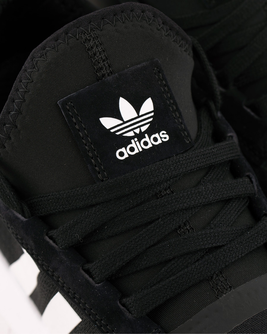 Homme | adidas Originals Swift Run Barrier Sneaker Core Black | adidas Originals | Swift Run Barrier Sneaker Core Black