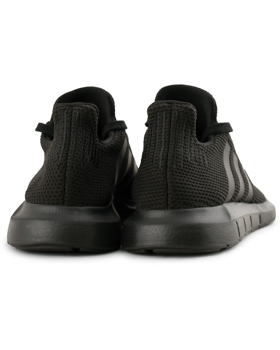 Homme | adidas Originals Swift Run Sneaker Core Black | adidas Originals | Swift Run Sneaker Core Black