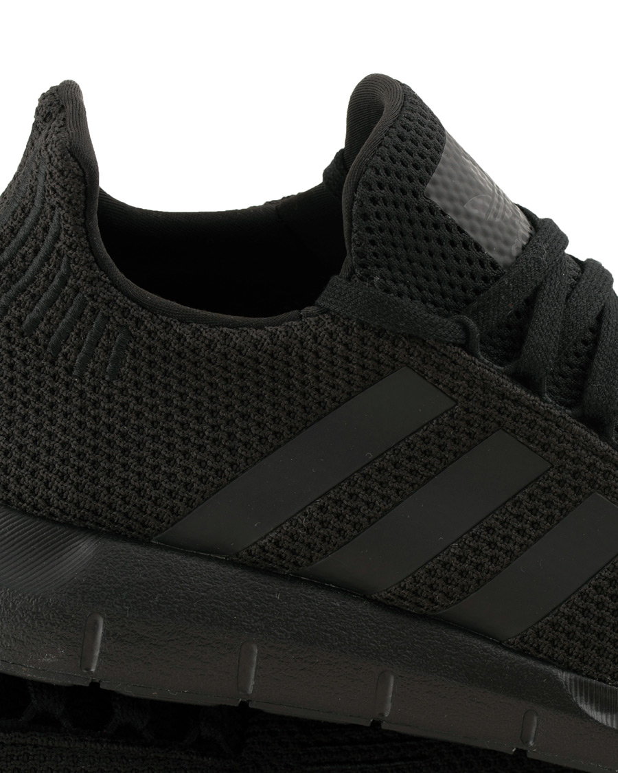 Homme | adidas Originals Swift Run Sneaker Core Black | adidas Originals | Swift Run Sneaker Core Black