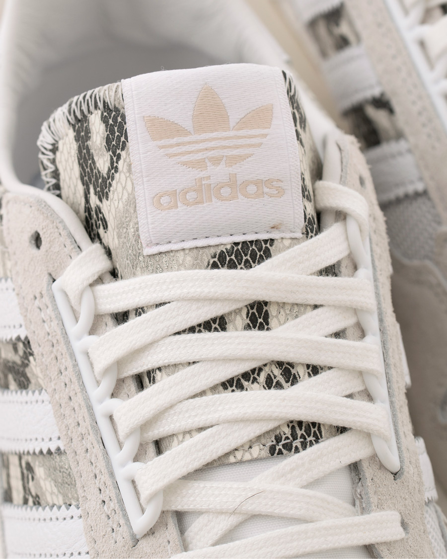 Homme | adidas Originals ZX 500 RM Sneaker White | adidas Originals | ZX 500 RM Sneaker White