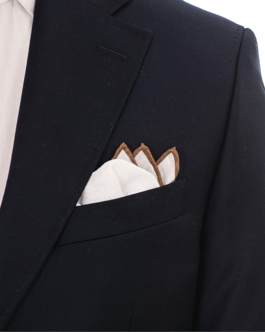 Homme | Amanda Christensen Linen Melange Handrolled Pocket Square Brown/White | Amanda Christensen | Linen Melange Handrolled Pocket Square Brown/White