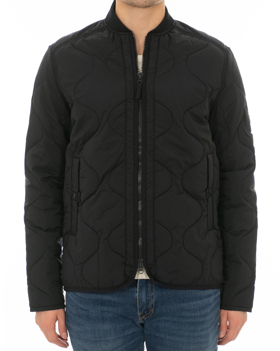 Heren | Jassen | Peak Performance | X7 Liner Quilted Jacket Black