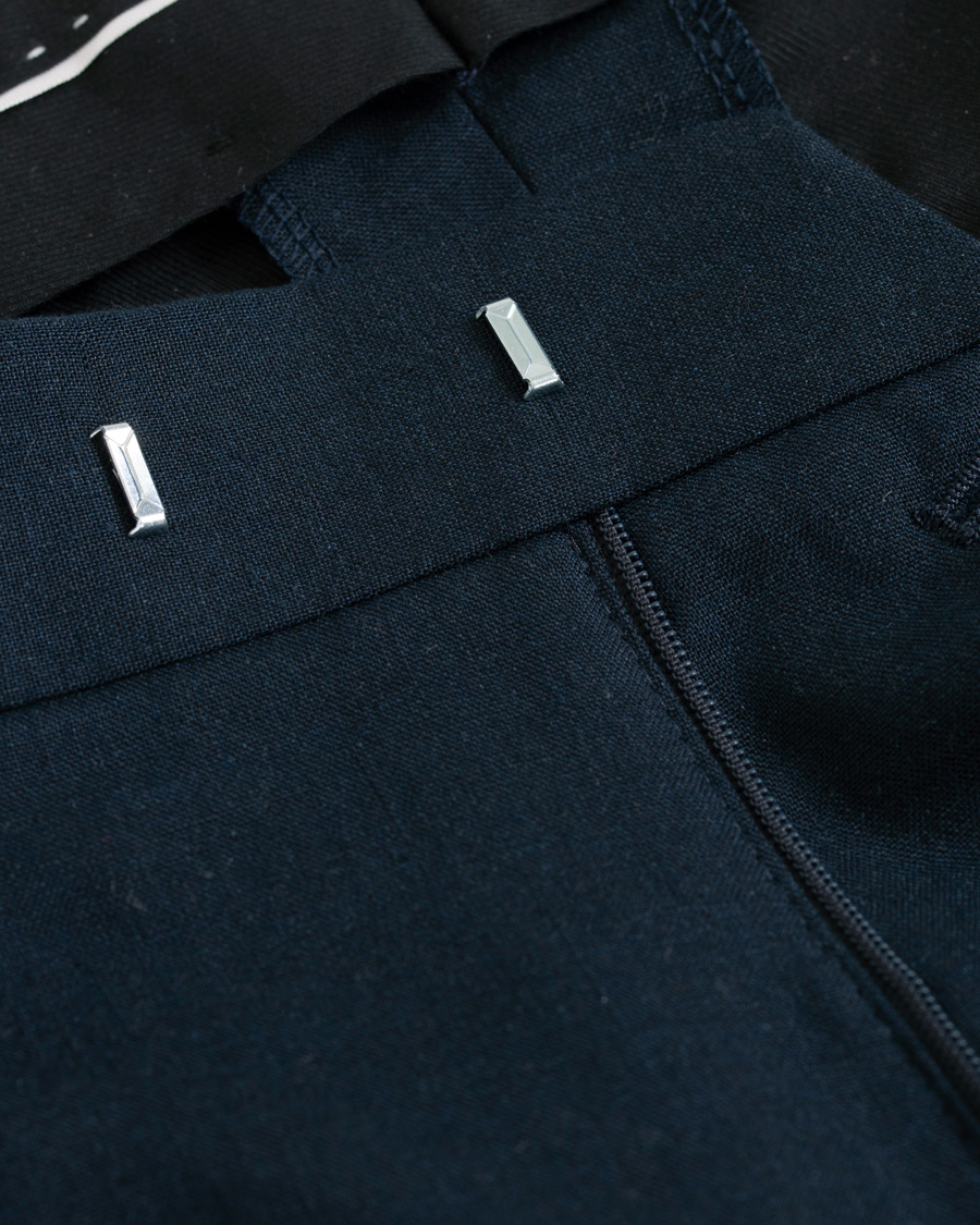 Heren | Broeken | Tiger of Sweden | Trolosa Double Pleated Linen Trousers Navy