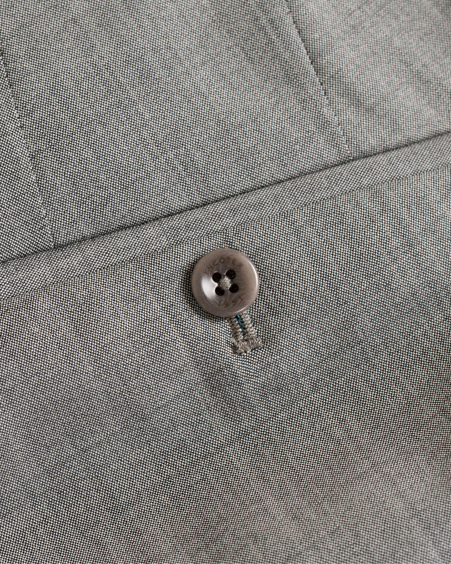 Homme | Pantalons | Incotex | Slim Fit Pleated Super 130's Wool Trousers Light Grey