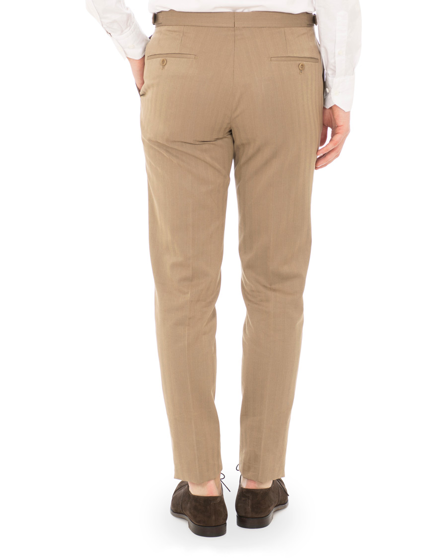 Homme | Pantalons | Incotex | Solaro High Waist Side Adjuster Pleated Chino Tobacco
