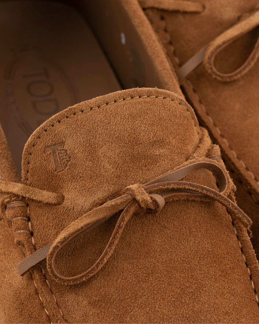 Homme | Tod's Laccetto Gommino Carshoe Tobacco Suede | Tod's | Laccetto Gommino Carshoe Tobacco Suede