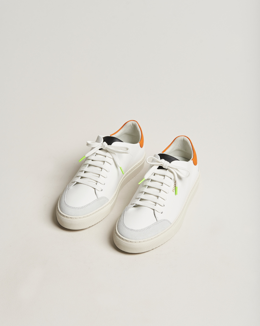 Homme | Axel Arigato Clean 90 Triple Sneaker White/Orange | Axel Arigato | Clean 90 Triple Sneaker White/Orange