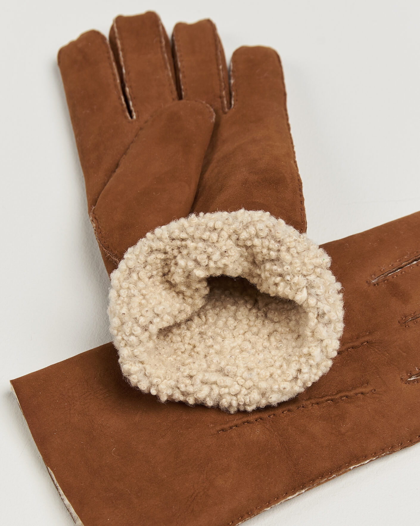 Homme | Gants | Hestra | Lambskin Suede Handsewn Glove Congac