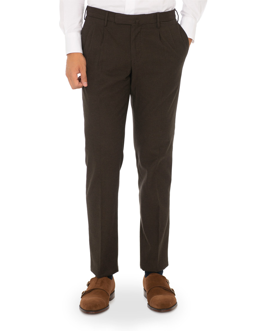Heren | Broeken | Incotex | Slim Fit Pleated Trousers Dark Brown