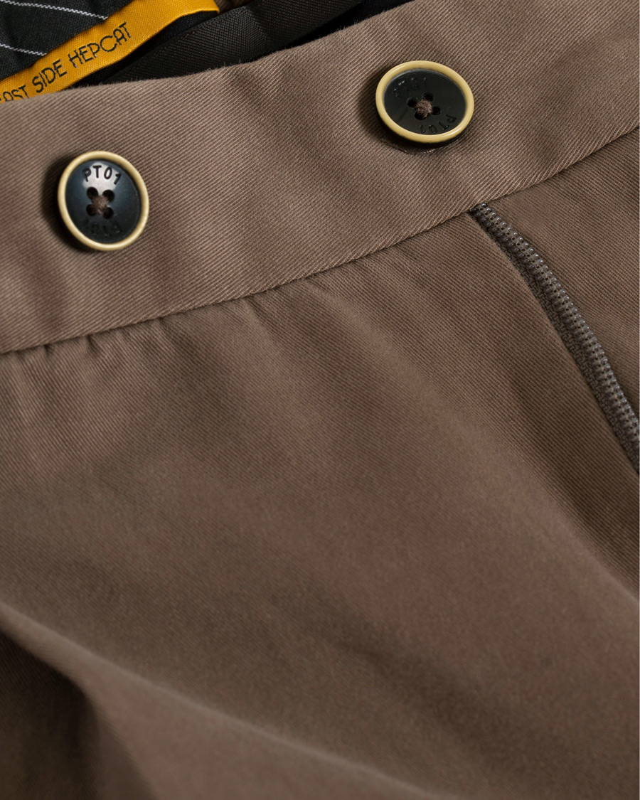 Homme | Pantalons | PT01 | Gentleman Fit Pleated Cotton Trousers Brown