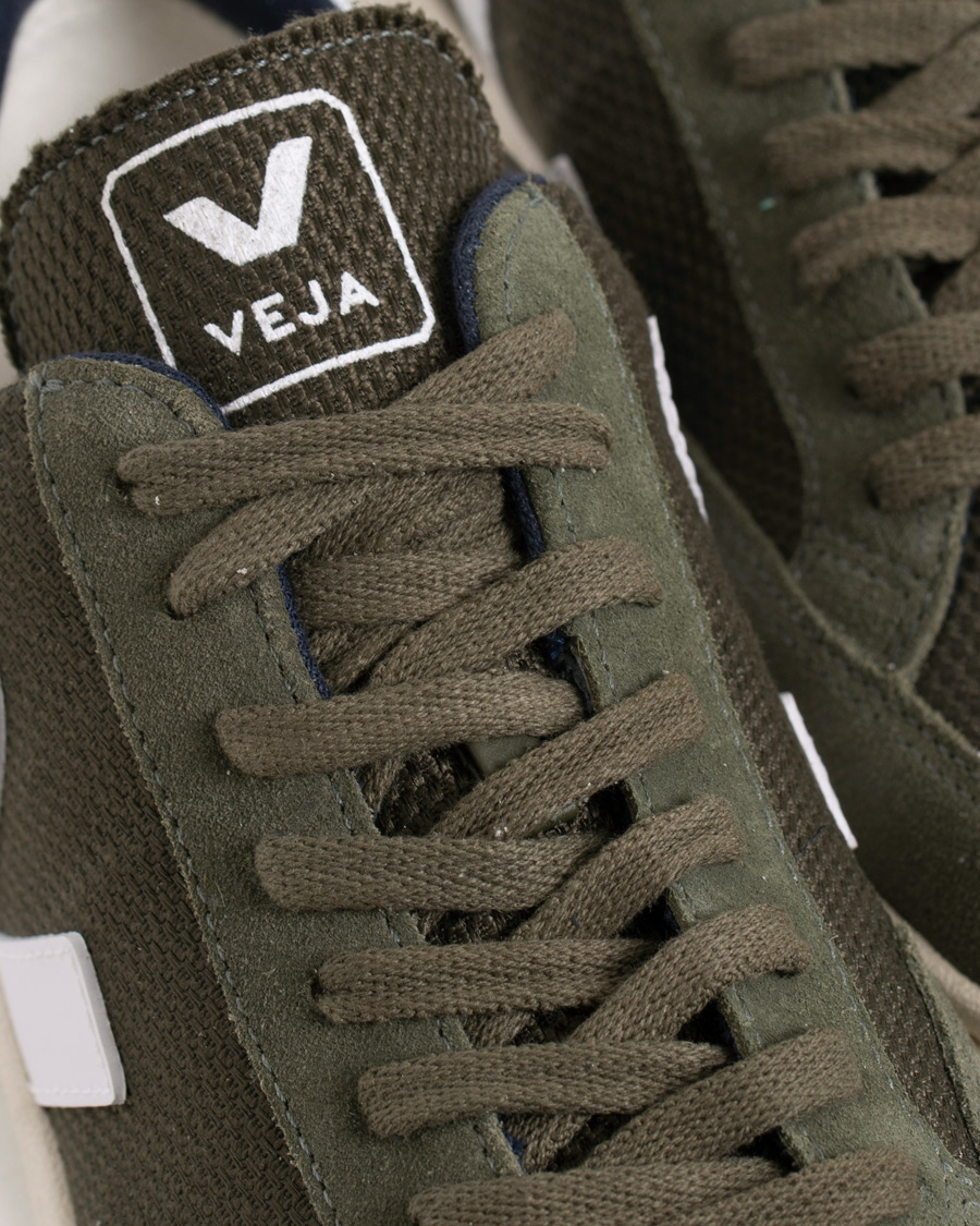 Homme | Veja V-12 Mesh Sneaker Green/White | Veja | V-12 Mesh Sneaker Green/White