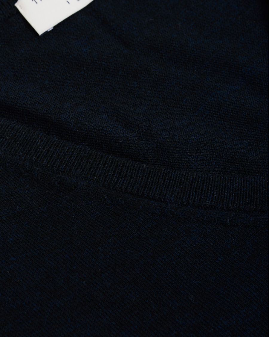 Heren | Truien | Tiger of Sweden | Rael V-Neck Pullover Navy