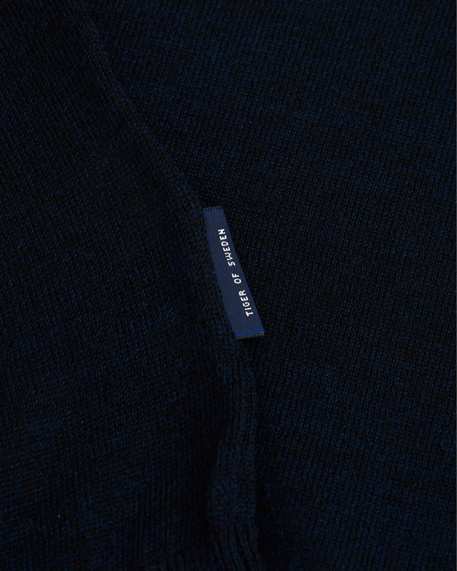 Heren | Truien | Tiger of Sweden | Rael V-Neck Pullover Navy