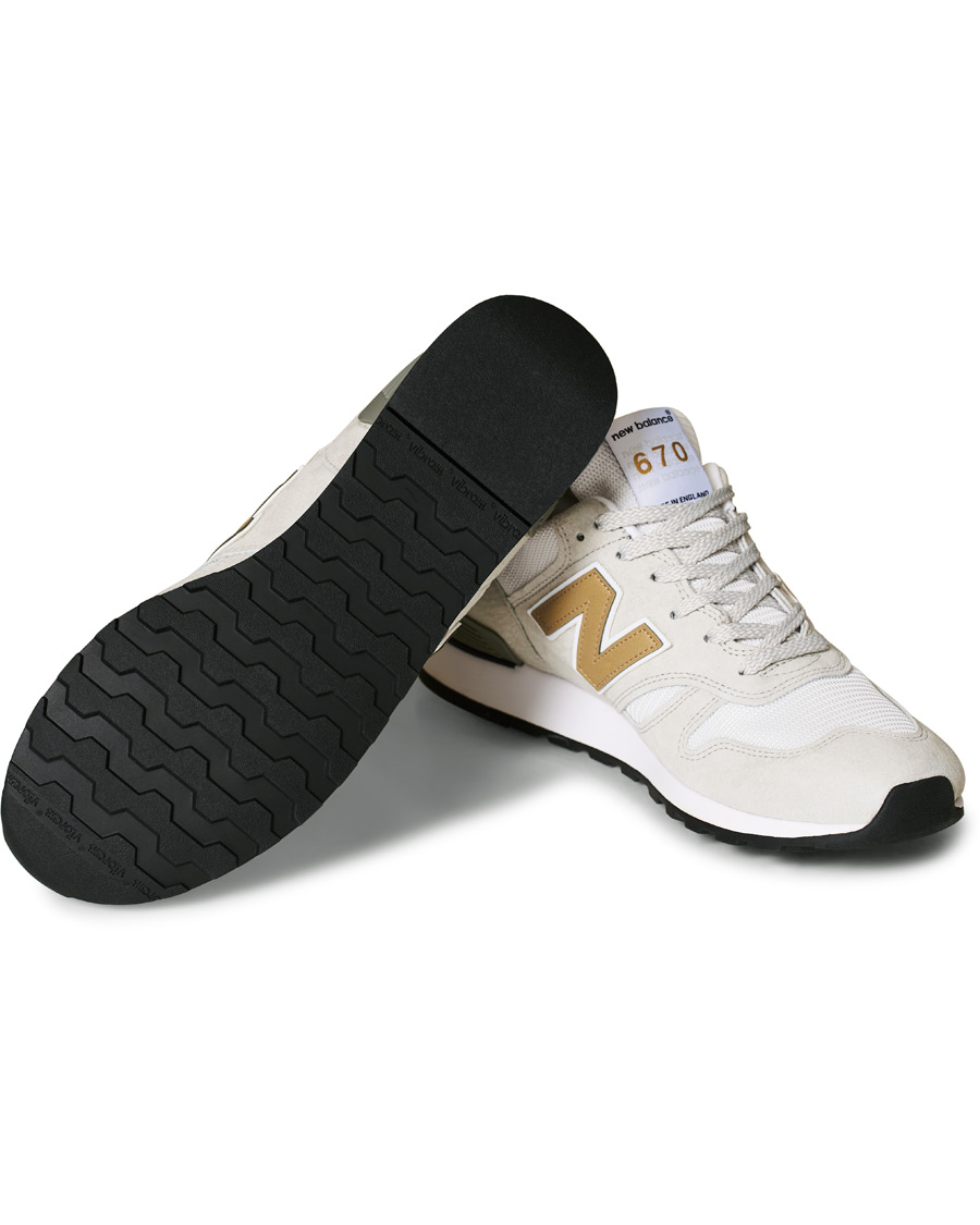 Homme | New Balance Made in England 670 Sneaker White/Gold | New Balance | Made in England 670 Sneaker White/Gold