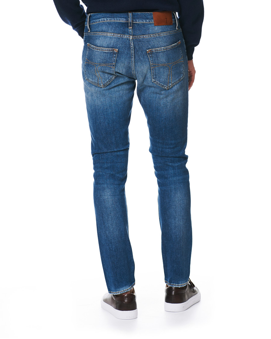 Homme | Jeans | Tiger of Sweden | Pistolero Stretch Organic Cotton Son Jeans Mid Blue