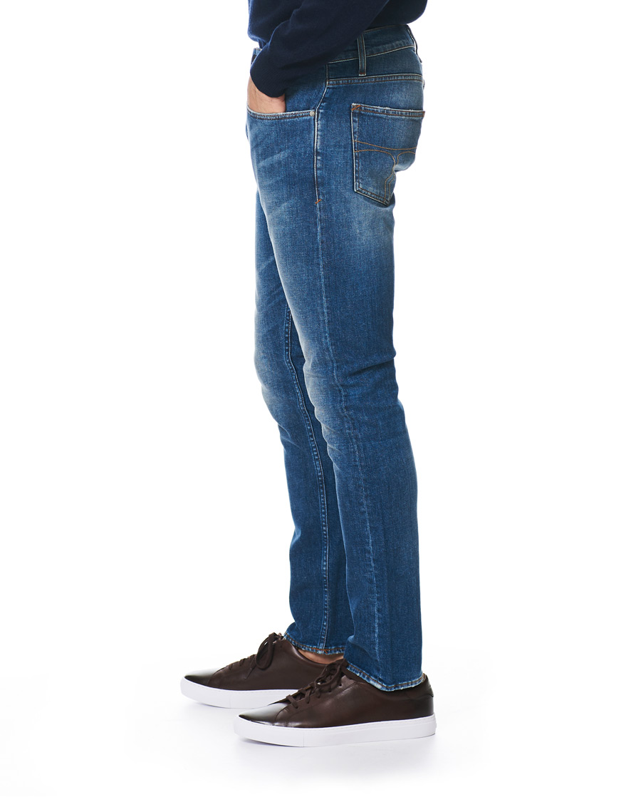 Homme | Jeans | Tiger of Sweden | Pistolero Stretch Organic Cotton Son Jeans Mid Blue