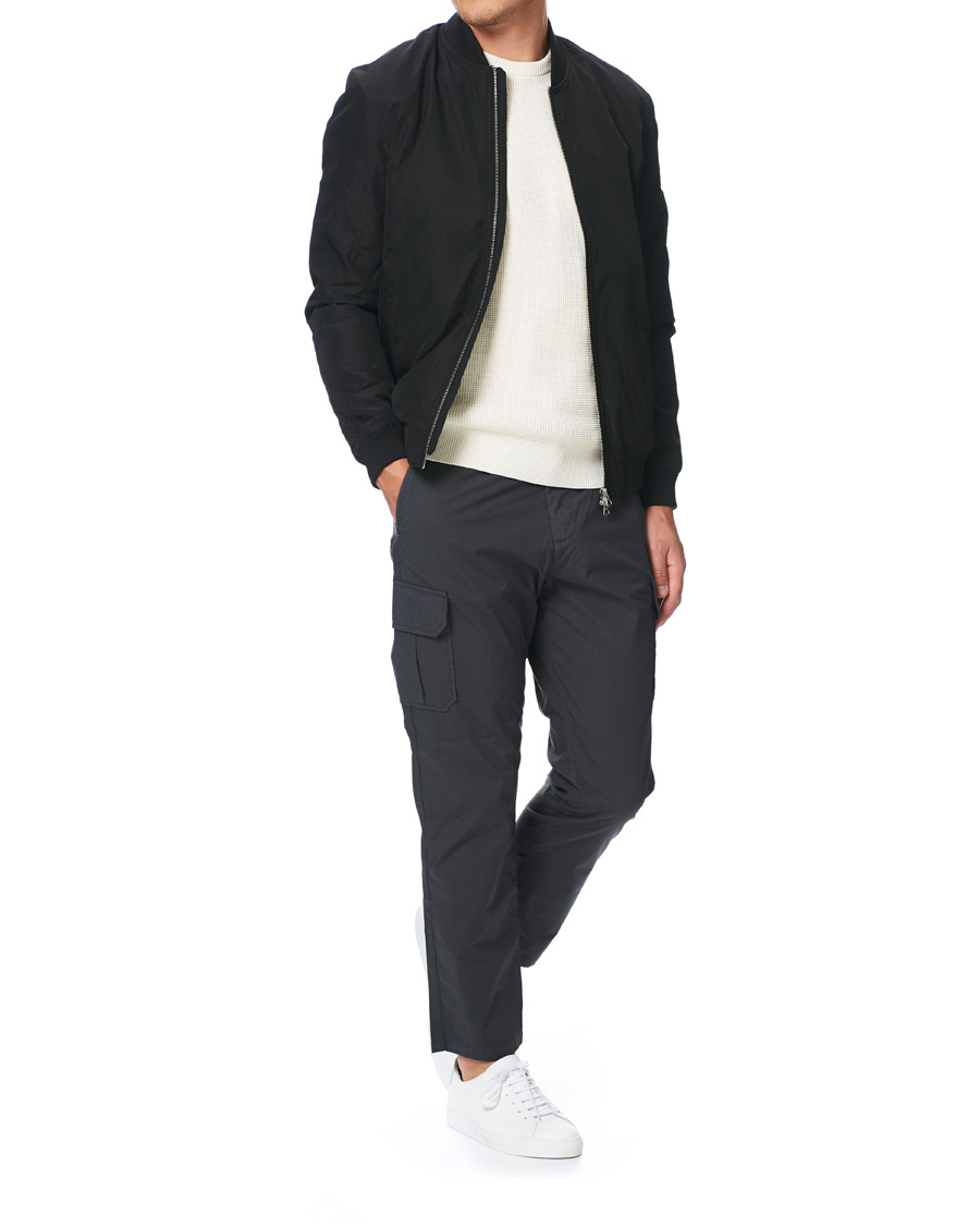 Homme | Pantalons | Tiger of Sweden | Clone Cargo Trousers Washed Black