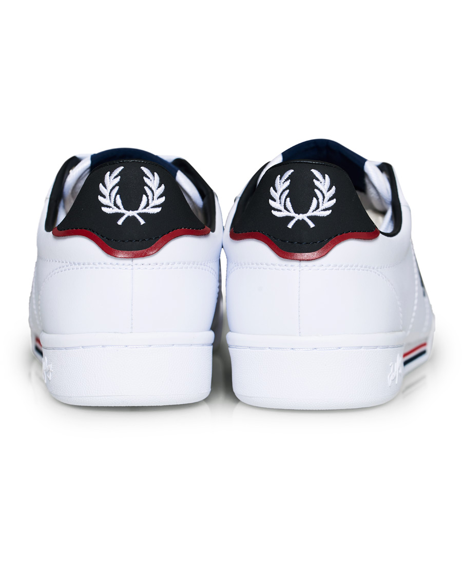 Heren | Fred Perry B722 Leather Sneaker White/Navy | Fred Perry | B722 Leather Sneaker White/Navy