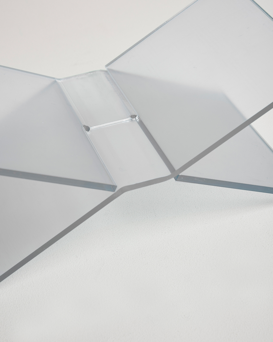 Homme | New Mags A Bookstand Clear | New Mags | A Bookstand Clear