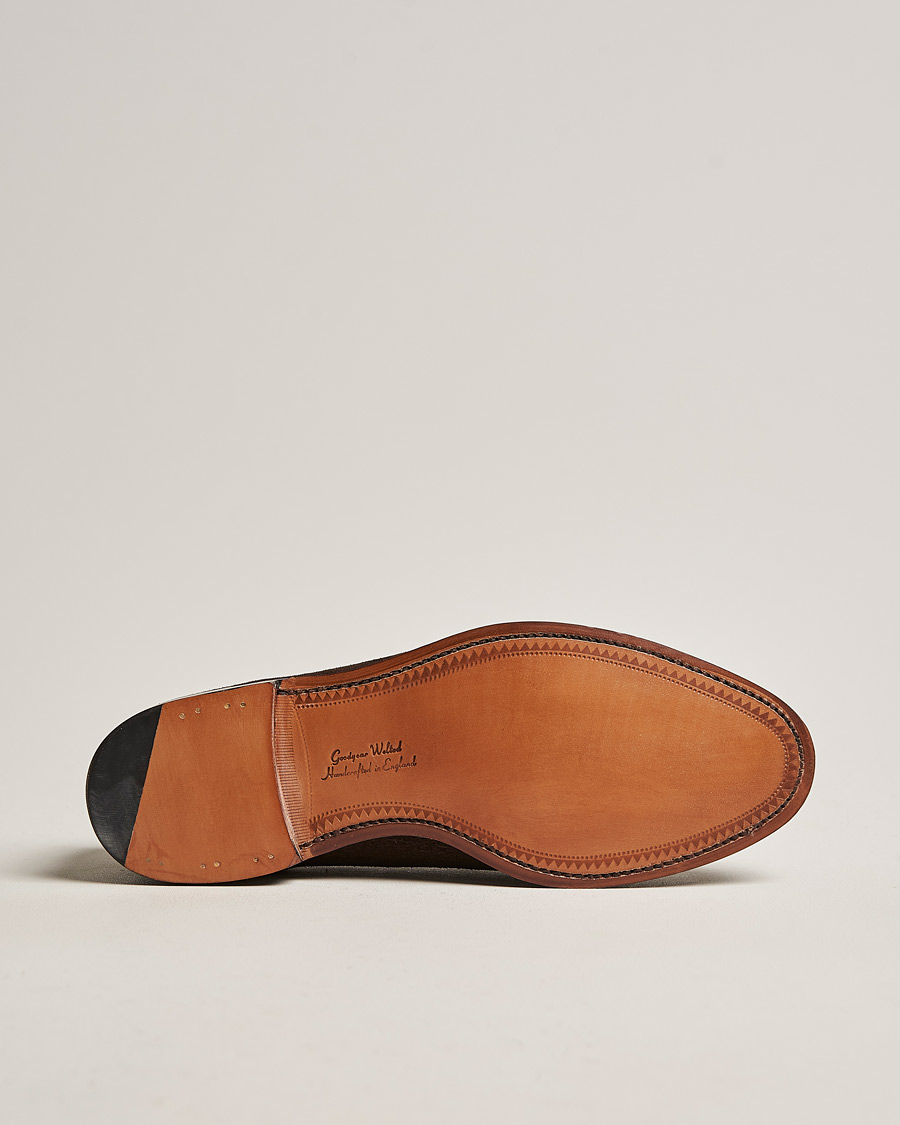 Heren | Instappers | Loake 1880 | Russell Tassel Loafer Chocolate Brown Suede