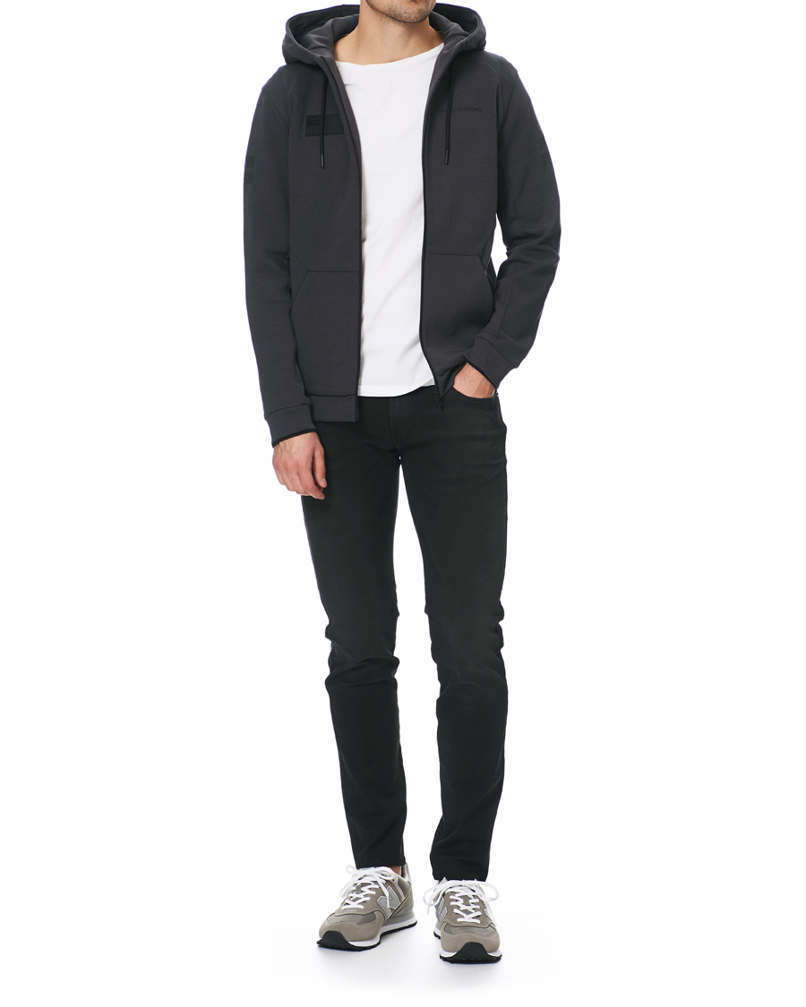 Heren | Truien | Sail Racing | Defender Tech Zip Hoodie Phantom Grey