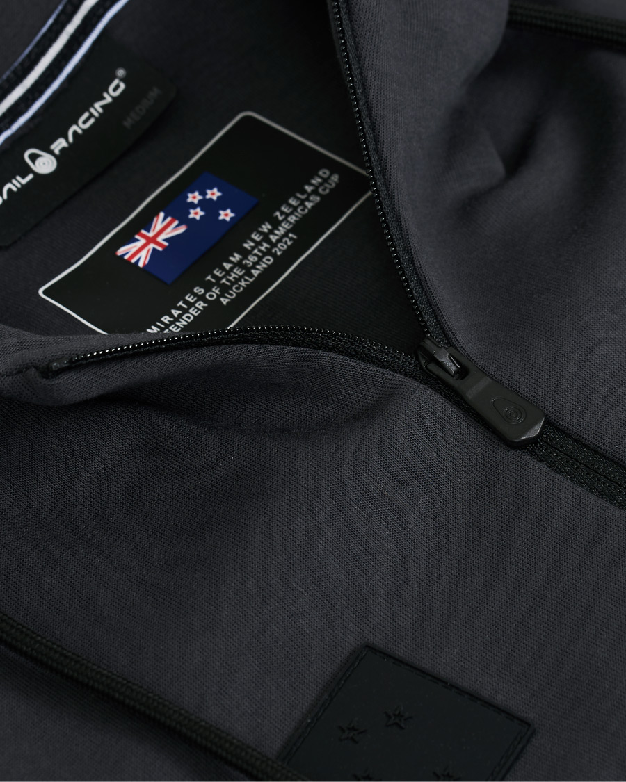 Heren | Truien | Sail Racing | Defender Tech Zip Hoodie Phantom Grey