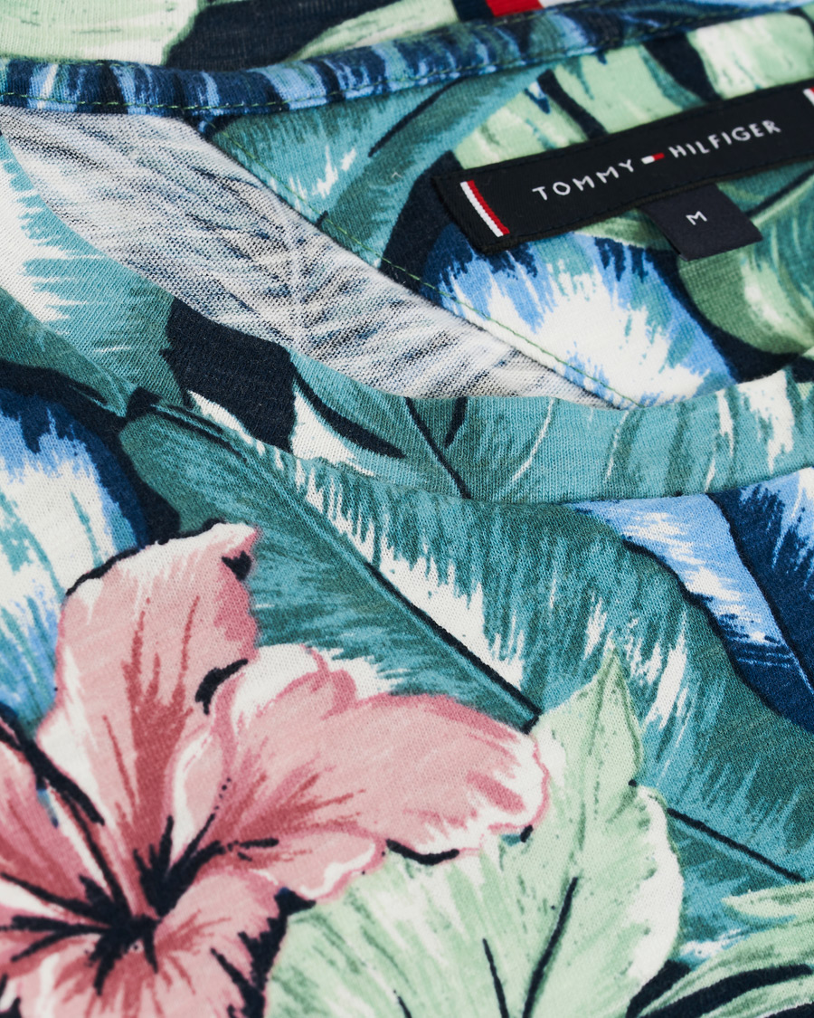 Homme | T-shirts | Tommy Hilfiger | All Over Flower Printed Crew Neck Tee Green Bay