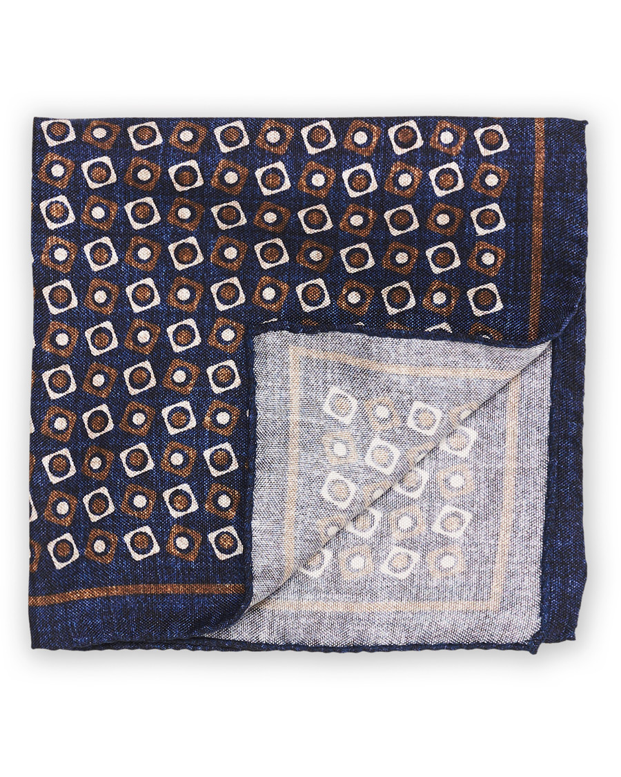 Homme | Amanda Christensen Silk Oxford Printed Pocket Square Navy | Amanda Christensen | Silk Oxford Printed Pocket Square Navy