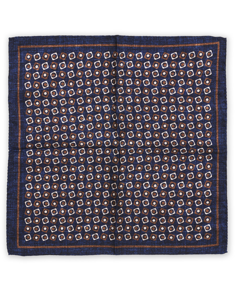 Homme | Amanda Christensen Silk Oxford Printed Pocket Square Navy | Amanda Christensen | Silk Oxford Printed Pocket Square Navy