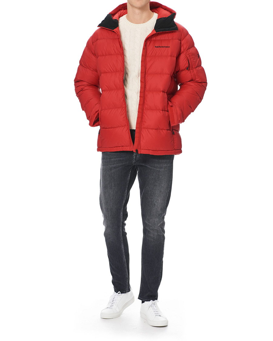 Heren | Jassen | Peak Performance | Frost Down Hooded Jacket Red