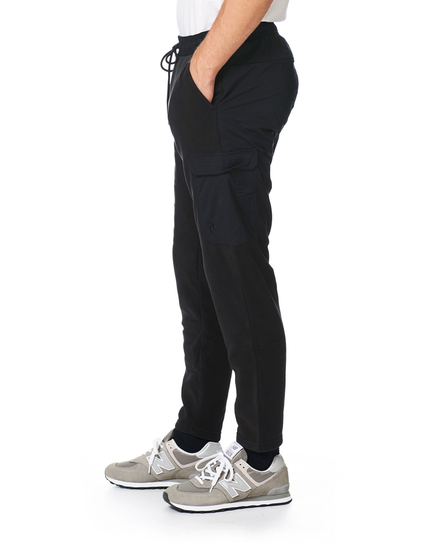 Heren | Broeken | Peak Performance | Tech Soft Fleece Cargo Pants Black