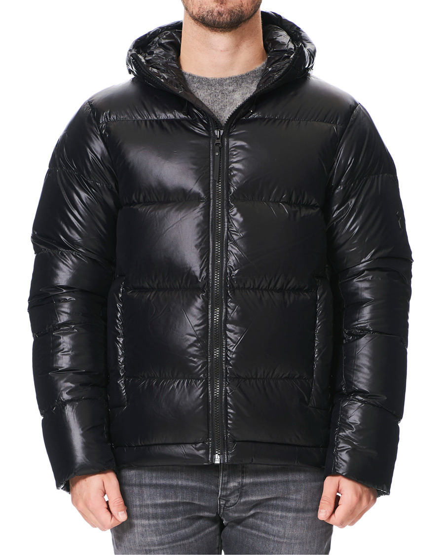 Heren | Jassen | Peak Performance | Rivel Vernis Down High Gloss Hodded Jacket Black