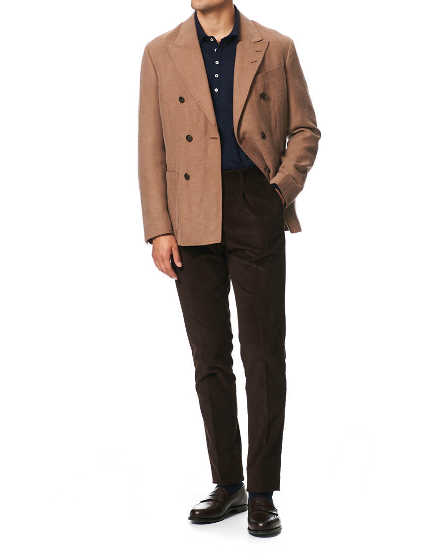 Homme | Pantalons | PT01 | Gentleman Fit Pleated Corduroy Trousers Dark Brown