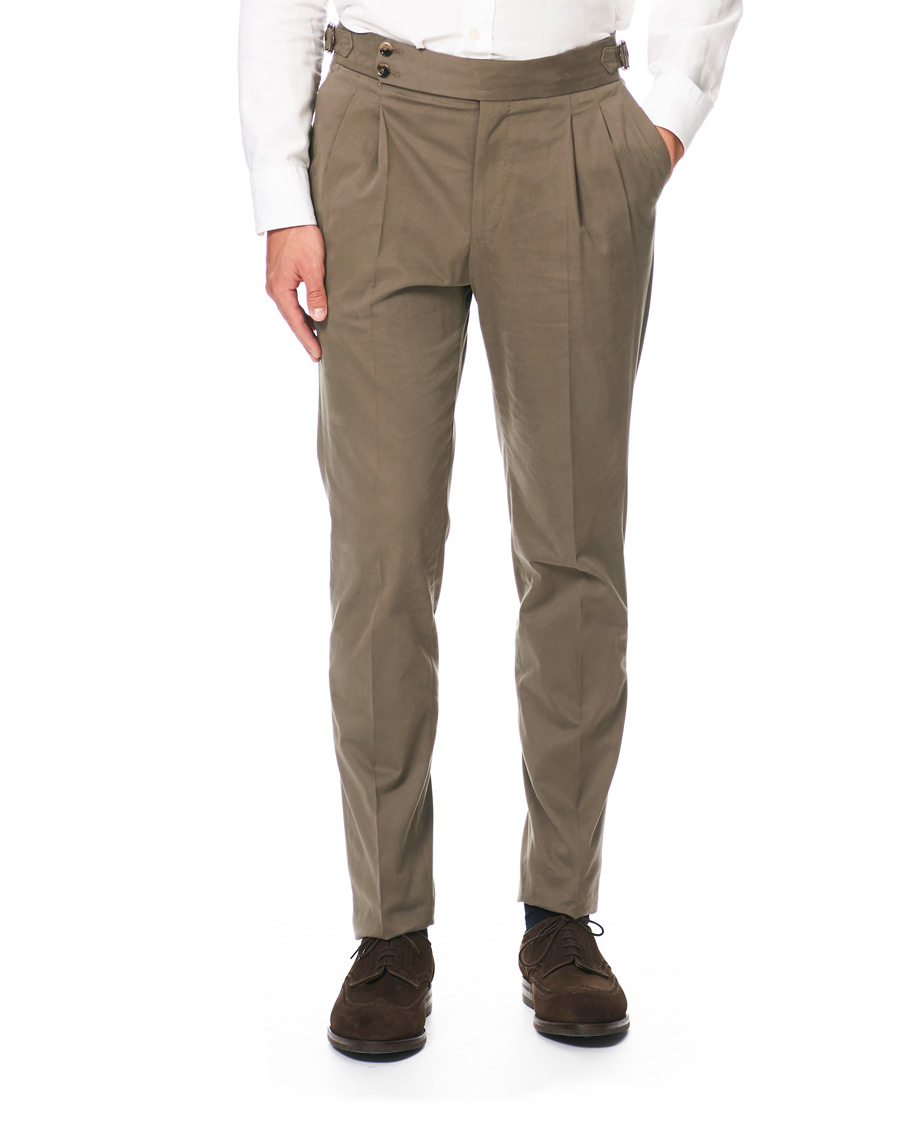 Homme | Pantalons | PT01 | Gentleman Fit Double Pleat Trousers Light Brown