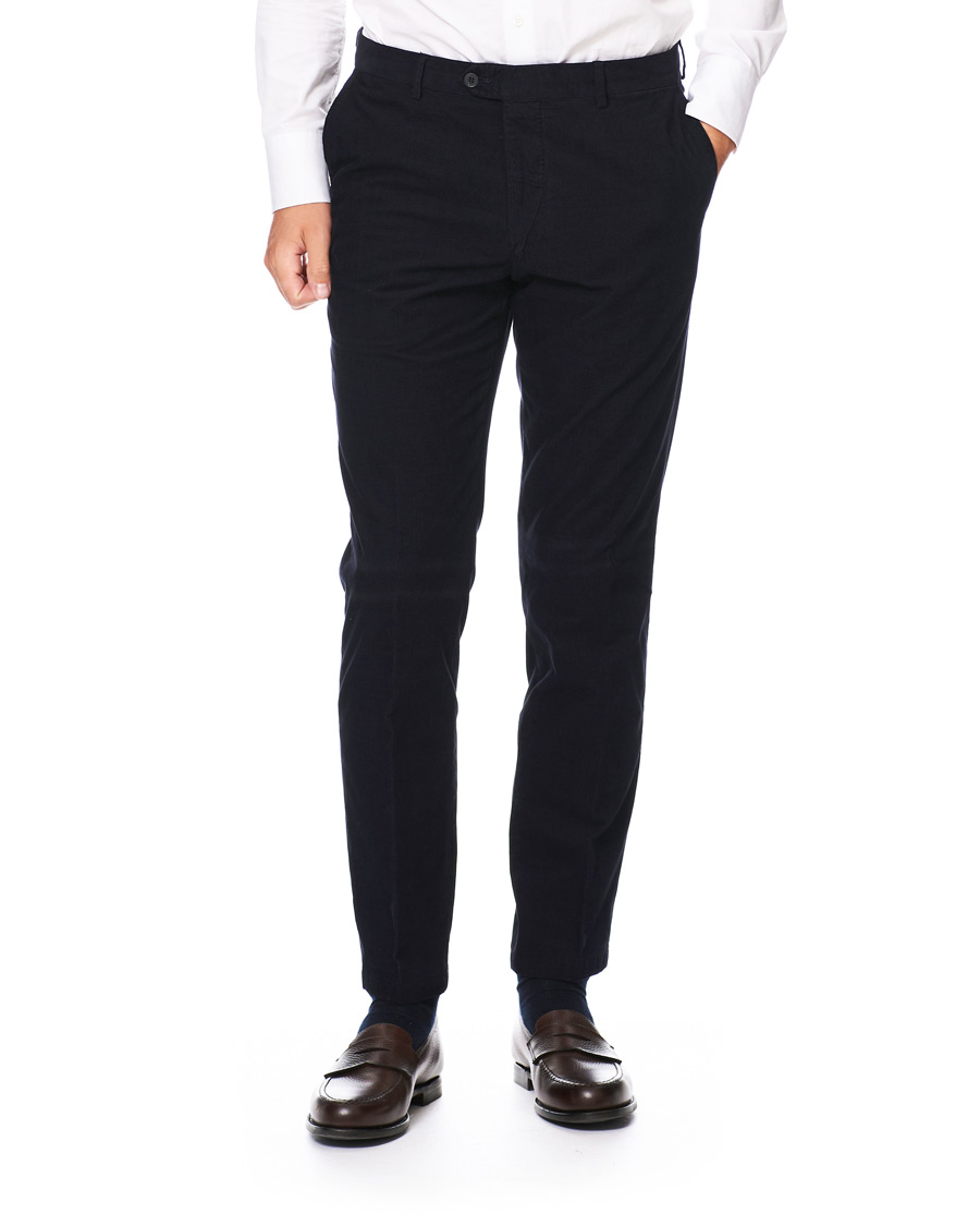 Heren | Broeken | Oscar Jacobson | Denz Baby Cord Trousers Navy