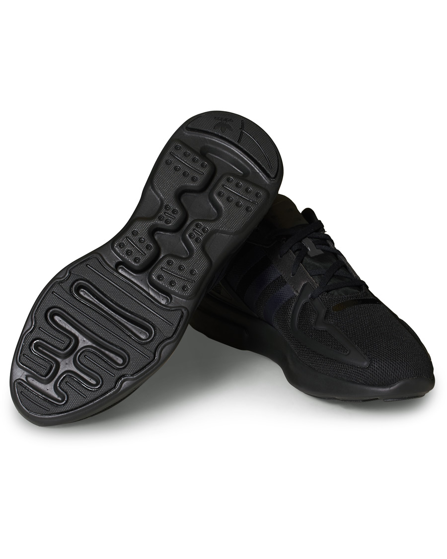 Homme | adidas Originals ZX 2K Flux Sneaker Black | adidas Originals | ZX 2K Flux Sneaker Black