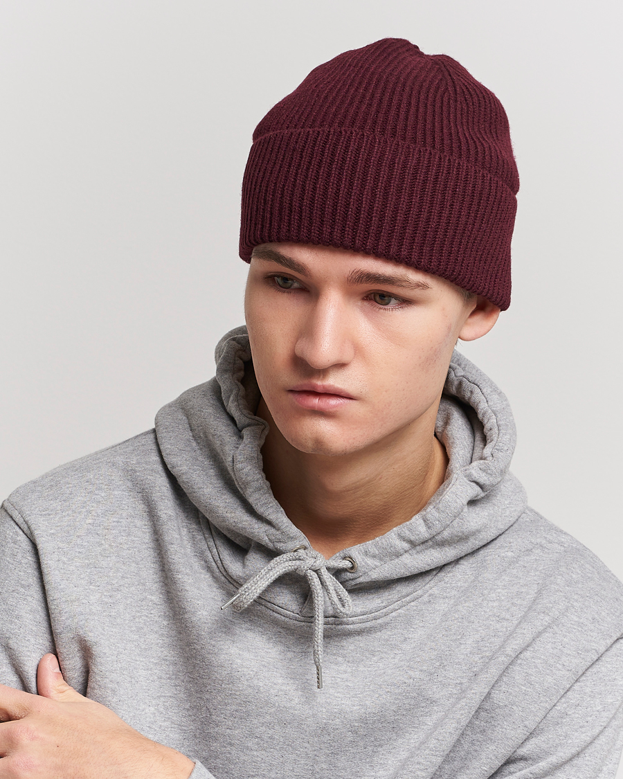 Homme | Colorful Standard Merino Wool Beanie Oxblood Red | Colorful Standard | Merino Wool Beanie Oxblood Red