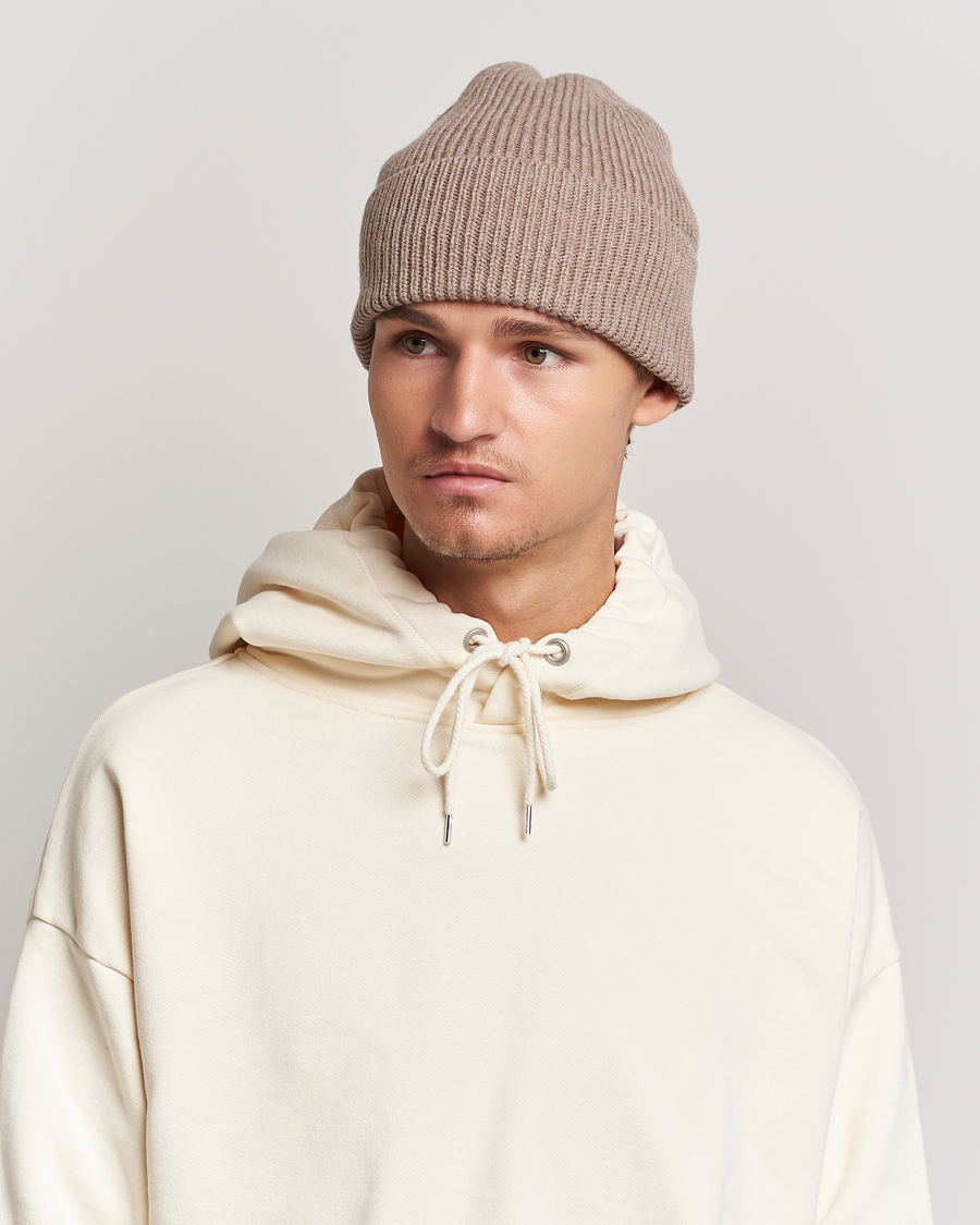 Homme | Colorful Standard Merino Wool Beanie Warm Taupe | Colorful Standard | Merino Wool Beanie Warm Taupe