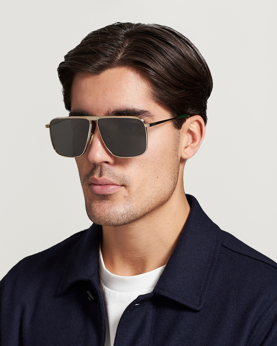 Homme | GUCCI GG8040S Sunglasses Gold/Green | Gucci | GG8040S Sunglasses Gold/Green