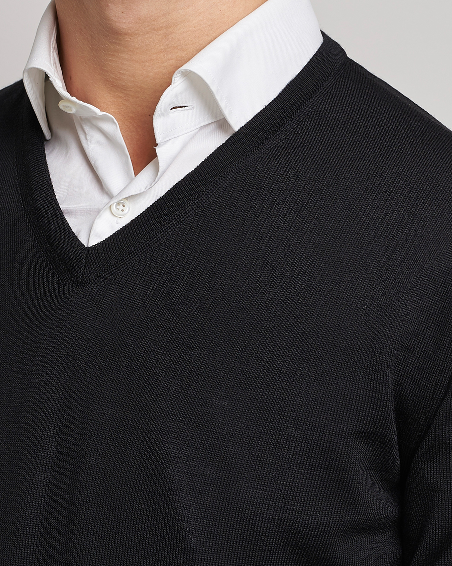 Heren | Truien | Stenströms | Merino V-Neck Black