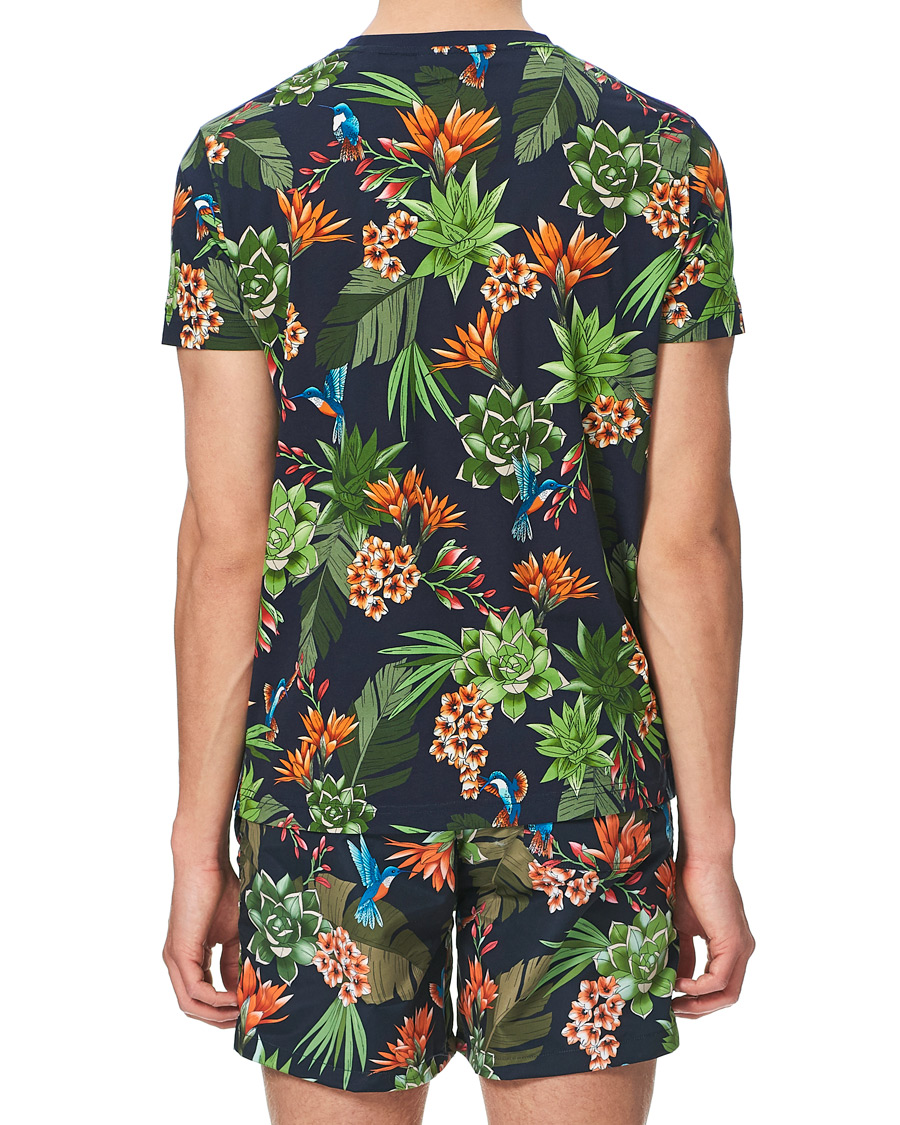 Homme | T-shirts | GANT | Printed Humming Garden Tee Evening Blue