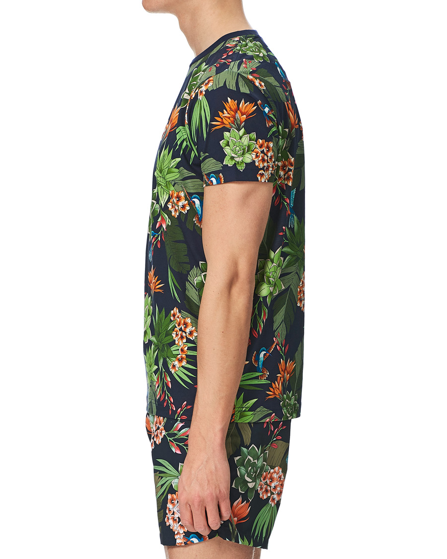 Homme | T-shirts | GANT | Printed Humming Garden Tee Evening Blue