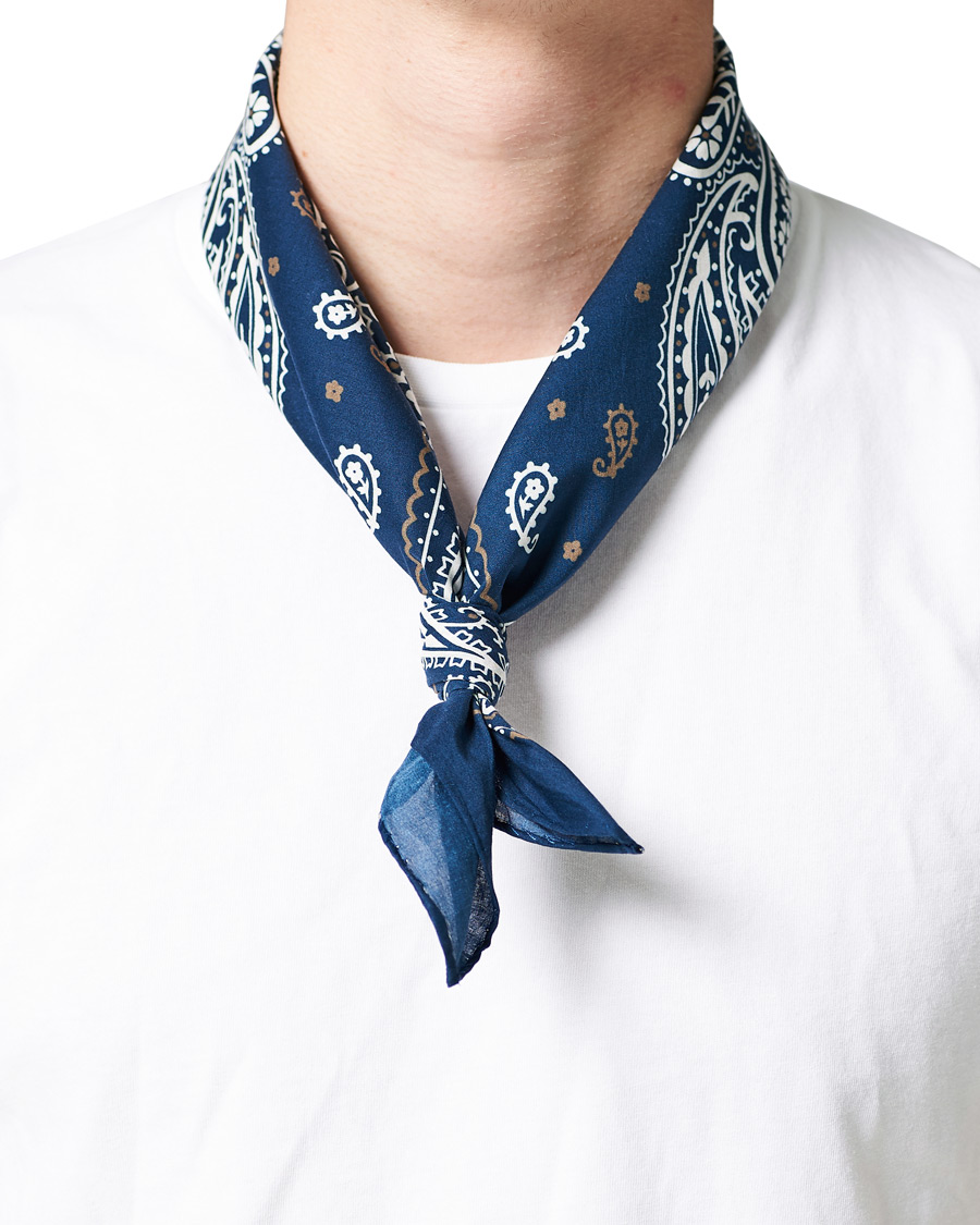 Homme | Amanda Christensen Cotton Voilé Printed Paisley Bandana Navy | Amanda Christensen | Cotton Voilé Printed Paisley Bandana Navy
