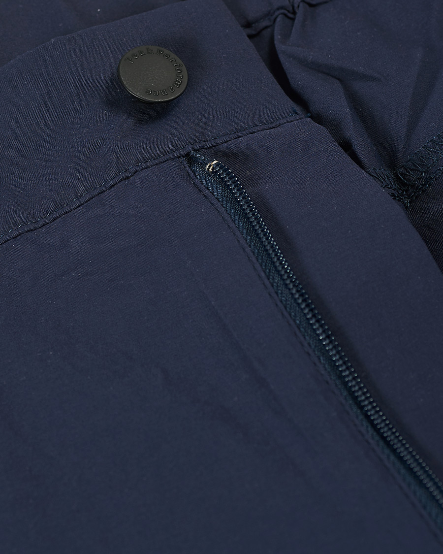 Heren | Korte broek | Peak Performance | Moment Cargo Shorts Blue Shadow