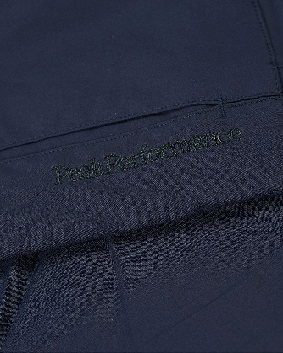 Heren | Korte broek | Peak Performance | Moment Cargo Shorts Blue Shadow