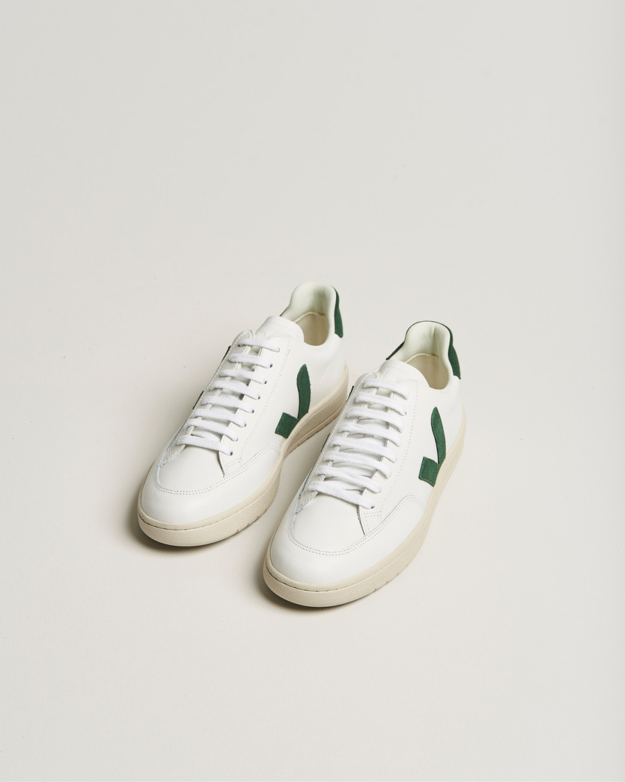 Homme | Veja V-12 Leather Sneaker Extra White/Cyprus | Veja | V-12 Leather Sneaker Extra White/Cyprus